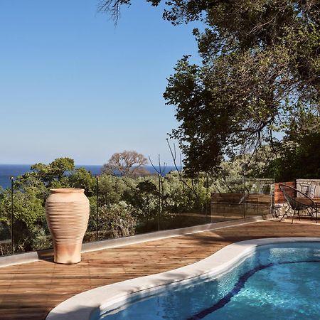 Chris & Jo Villas, Enchanting Escapes, With Heated Pools & Seaviews By Thinkvilla Закінф Екстер'єр фото