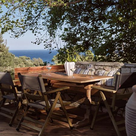 Chris & Jo Villas, Enchanting Escapes, With Heated Pools & Seaviews By Thinkvilla Закінф Екстер'єр фото