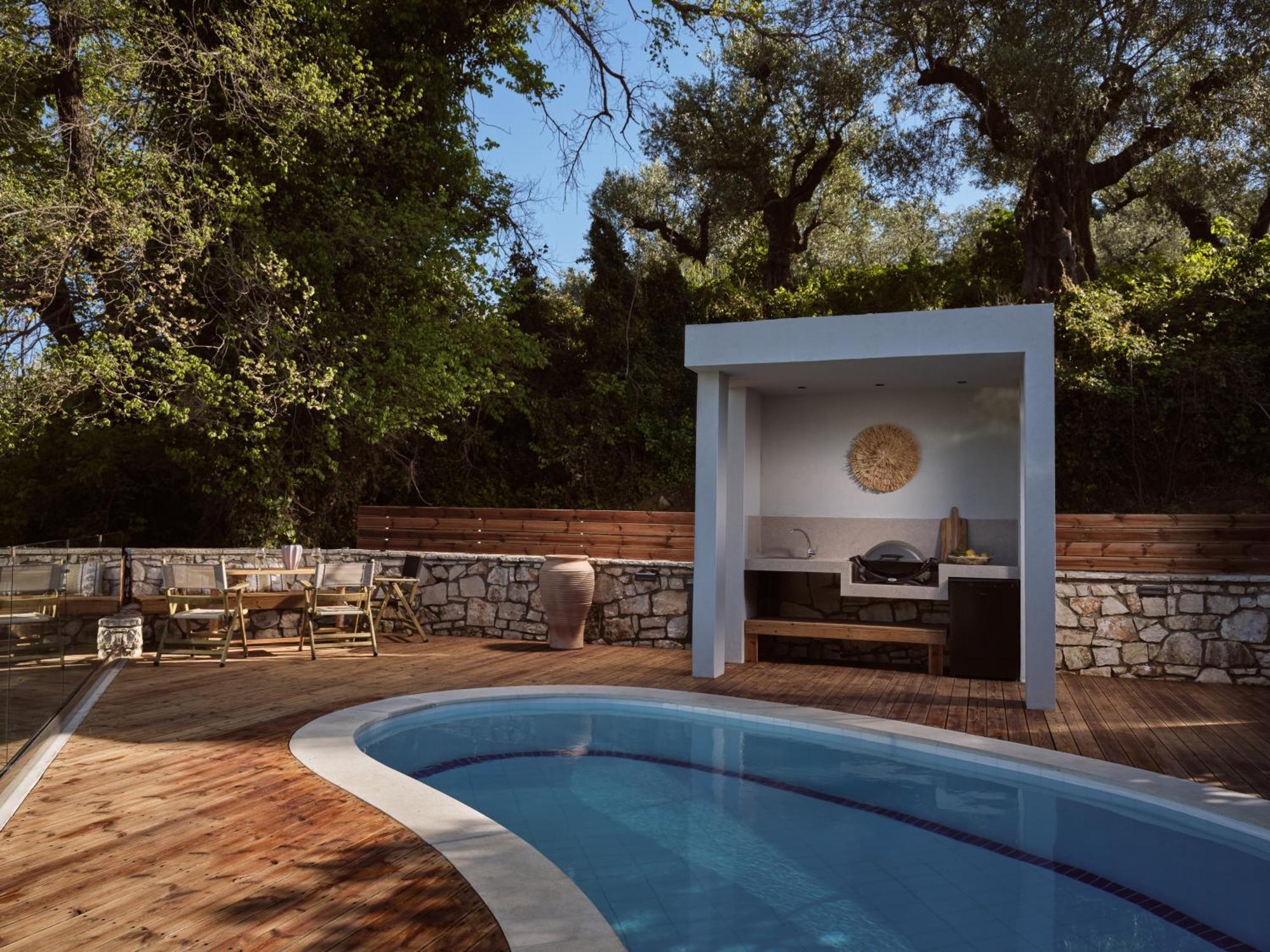 Chris & Jo Villas, Enchanting Escapes, With Heated Pools & Seaviews By Thinkvilla Закінф Екстер'єр фото