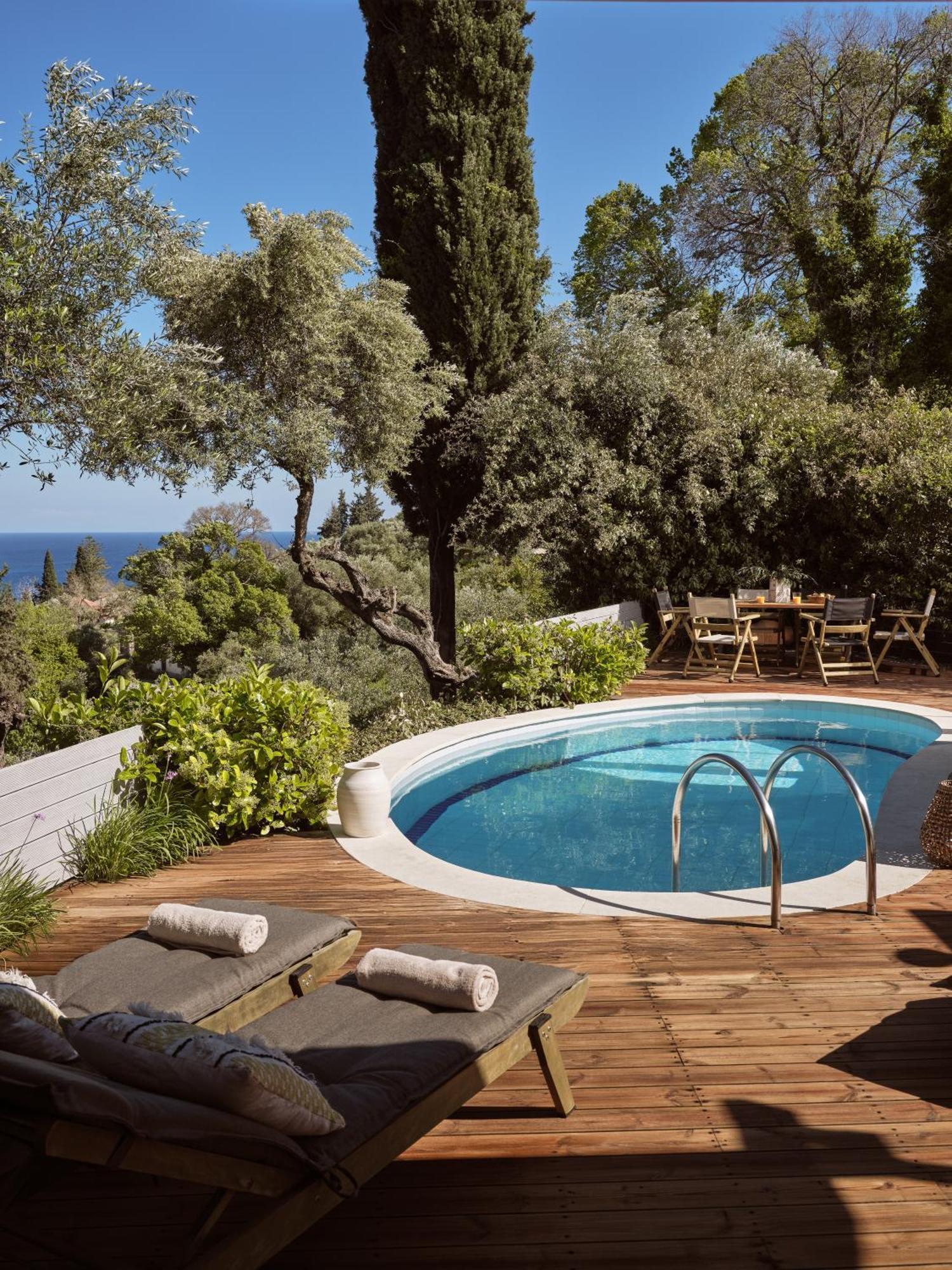 Chris & Jo Villas, Enchanting Escapes, With Heated Pools & Seaviews By Thinkvilla Закінф Екстер'єр фото